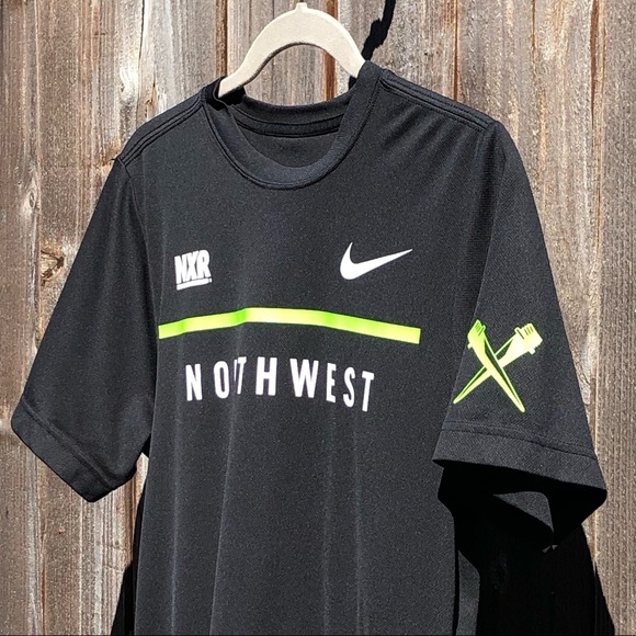 Nike Dri-fit tee shirt size small - Picture 9 of 16